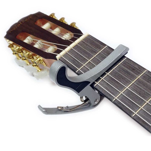 קאפו לגיטרה קלאסית