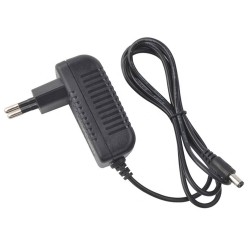 5V / 2A Adapter C-Type