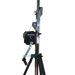 סטנד תאורה 4מ.